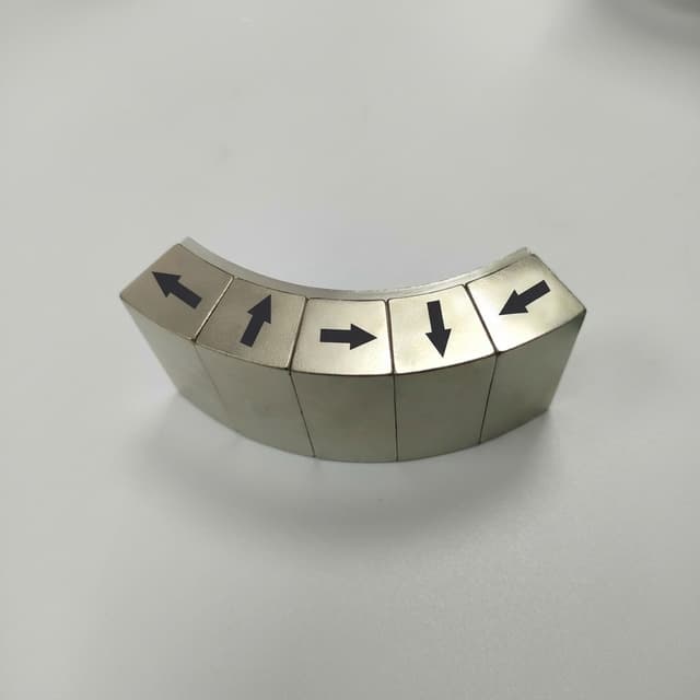 Precision Halbach array assembly